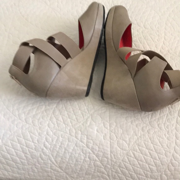 Platform Wedges - Picture 2 of 6